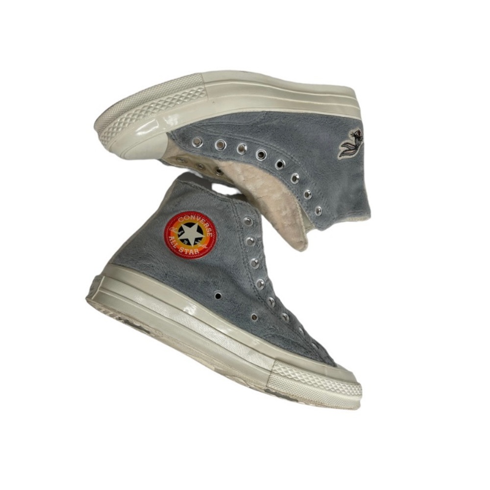 Bugs bunny x converse shoes